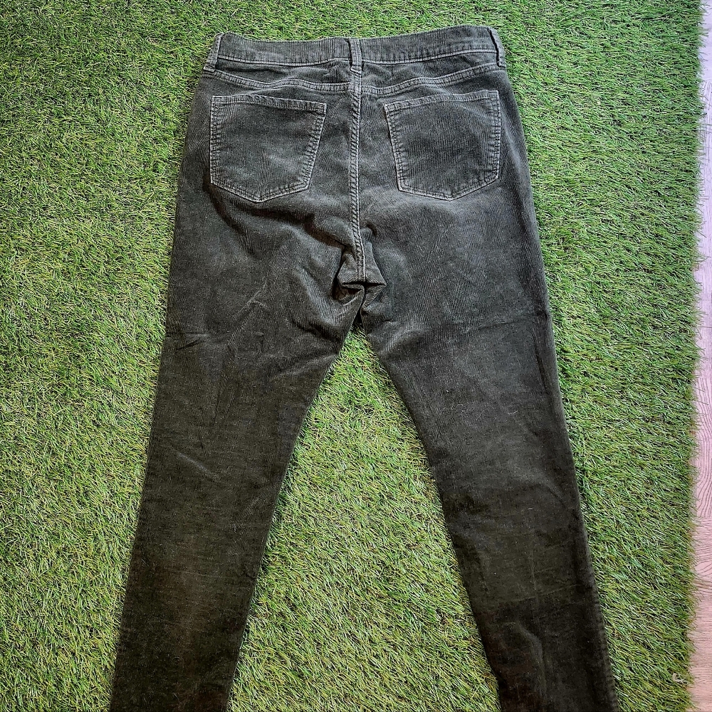 Banana Republic Women's Green Corduroy Skinny Pants Great Condition Vintage 00s